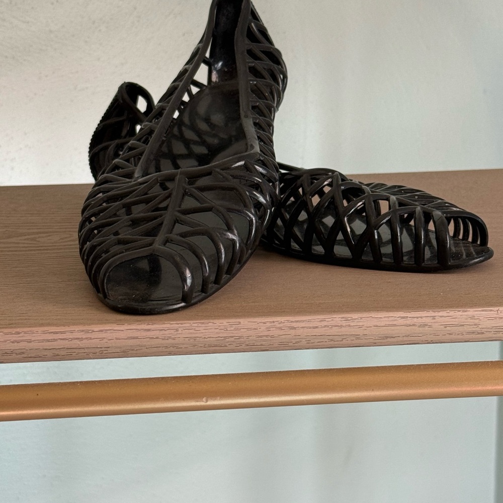 Los Angeles Apparel Black Woven Jelly Sandals - Women